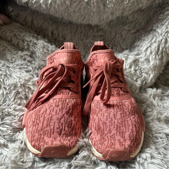 Adidas Nmd R1- Raw Pink - Picture 3 of 7